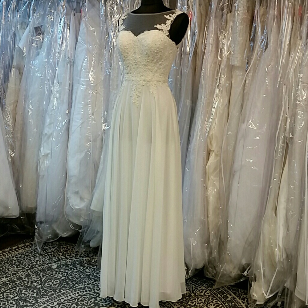 Off-White Chiffon Formal Gown